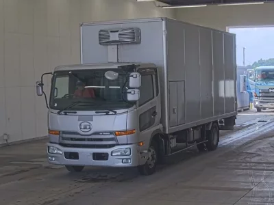Nissan CONDOR