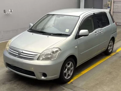 Toyota RAUM