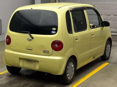 Daihatsu MOVE LATTE