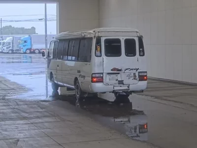 Toyota COASTER