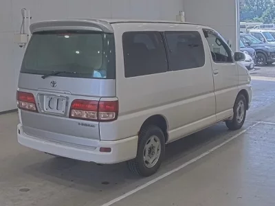 Toyota HIACE REGIUS