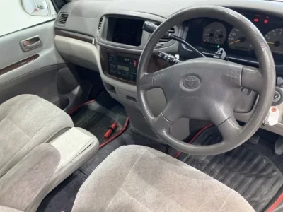 Toyota HIACE REGIUS