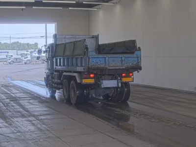 Hino PROFIA