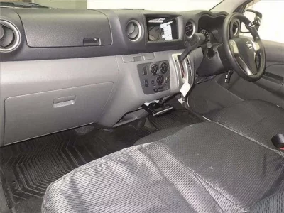 Nissan CARAVAN VAN