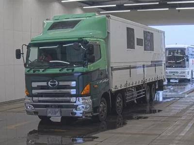 Hino PROFIA