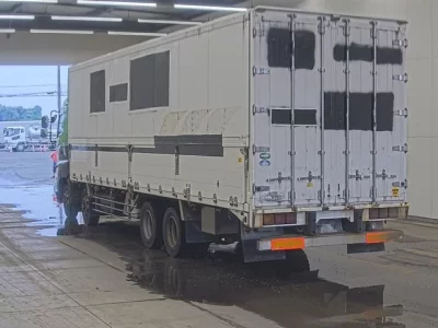 Hino PROFIA