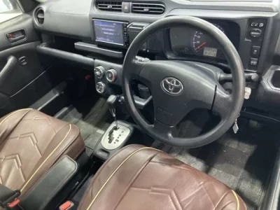 Toyota SUCCEED
