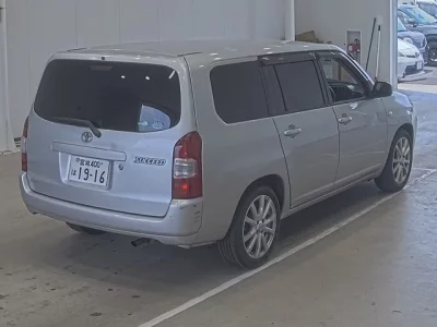 Toyota SUCCEED
