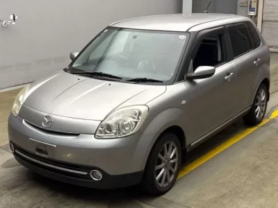 Mazda VERISA