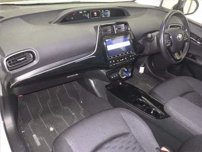Toyota PRIUS PHV