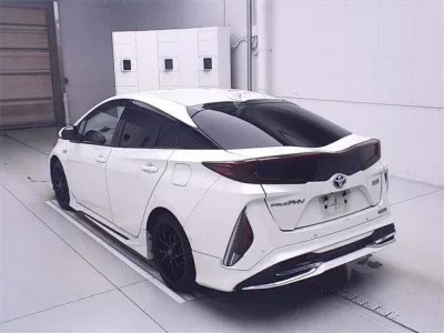 Toyota PRIUS PHV
