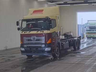 Hino TRUCK