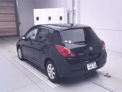 Nissan TIIDA