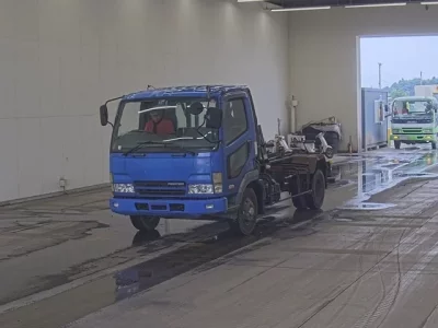 Mitsubishi FUSO FIGHTER