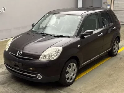 Mazda VERISA