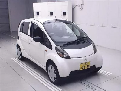 Mitsubishi I