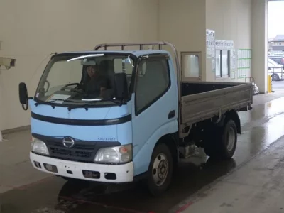 Hino DUTRO