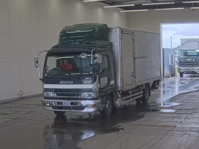 Isuzu FORWARD