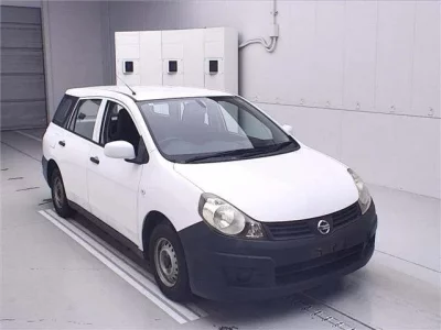 Nissan AD