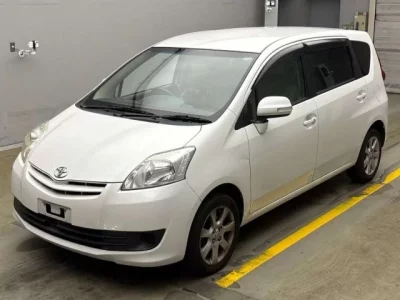 Toyota PASSO SETTE