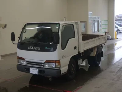 Isuzu ELF