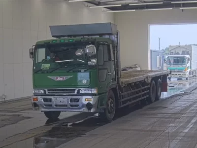 Hino TRUCK