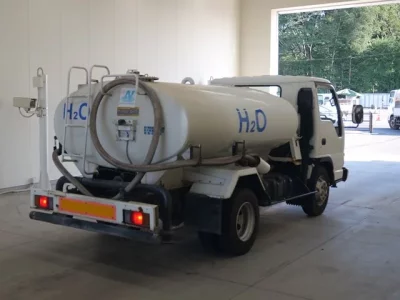 Isuzu TRUCK