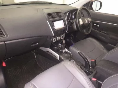 Mitsubishi RVR