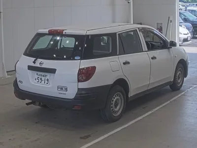 Nissan AD