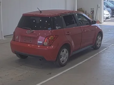 Toyota IST