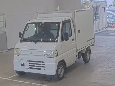Mitsubishi MINICAB TRUCK