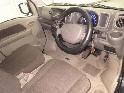 Mitsubishi MINICAB VAN