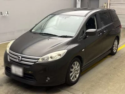 Nissan LAFESTA