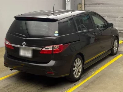Nissan LAFESTA