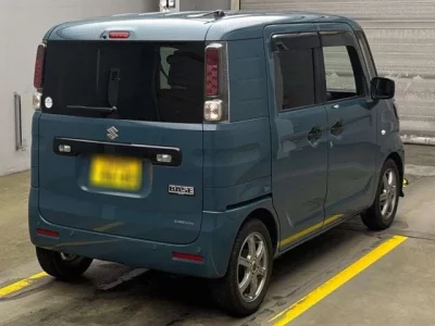 Suzuki SPACIA BASE