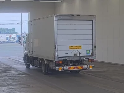 Isuzu FORWARD