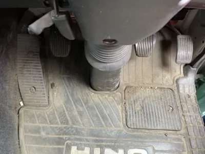 Hino TRUCK