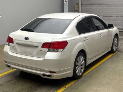 Subaru LEGACY B4