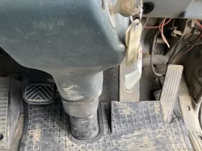Nissan TRUCK
