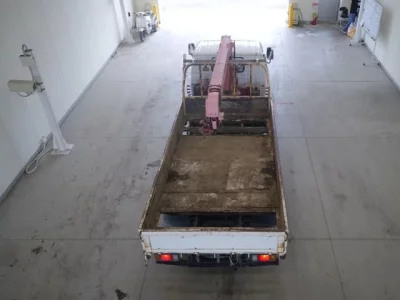 Nissan TRUCK