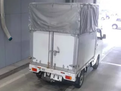 Nissan CLIPPER TRUCK