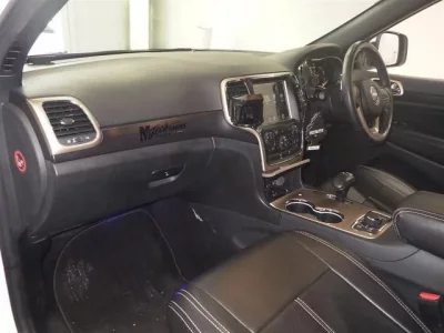 Chrysler JEEP GRAND CHEROKEE