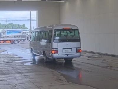 Toyota COASTER