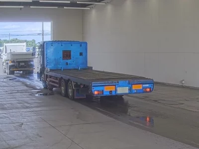 Hino TRUCK