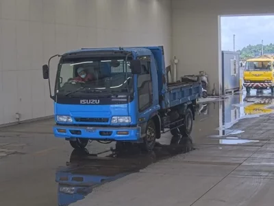 Isuzu FORWARD