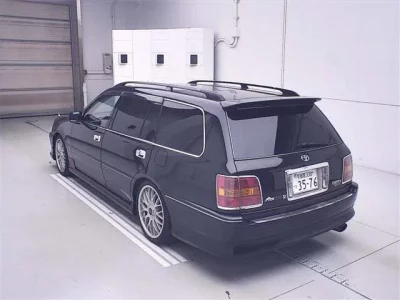 Toyota CROWN ESTATE