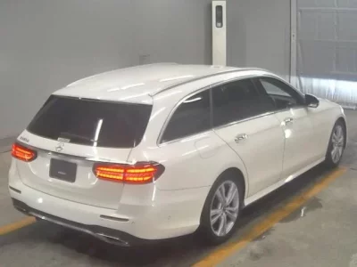 Mercedes-Benz E CLASS WAGON