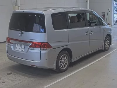 Honda STEP WAGON