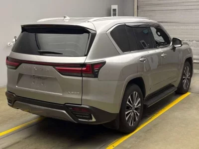 Lexus LX
