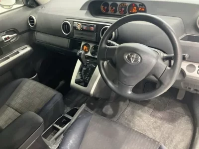 Toyota COROLLA RUMION